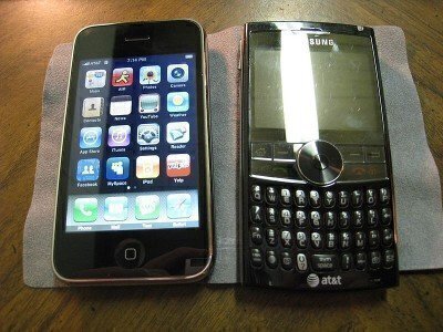 800px-IPhone_3G_vs_Blackjack_II
