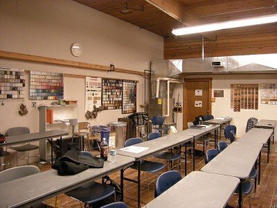 800px-SCCC_Wood_Construction_Facility_-_classroom_01