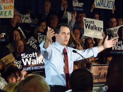 800px-Scott_Walker_primary_victory_2010