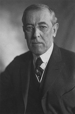 File-Thomas_Woodrow_Wilson,_Harris_&_Ewing_bw_photo_portrait,_1919