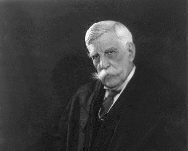 Oliver Wendell Holmes Jr. Oliver_Wendell_Holmes_Jr_circa_1930
