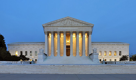 Panorama-of-United-States-Supreme-Court-Building.jpg